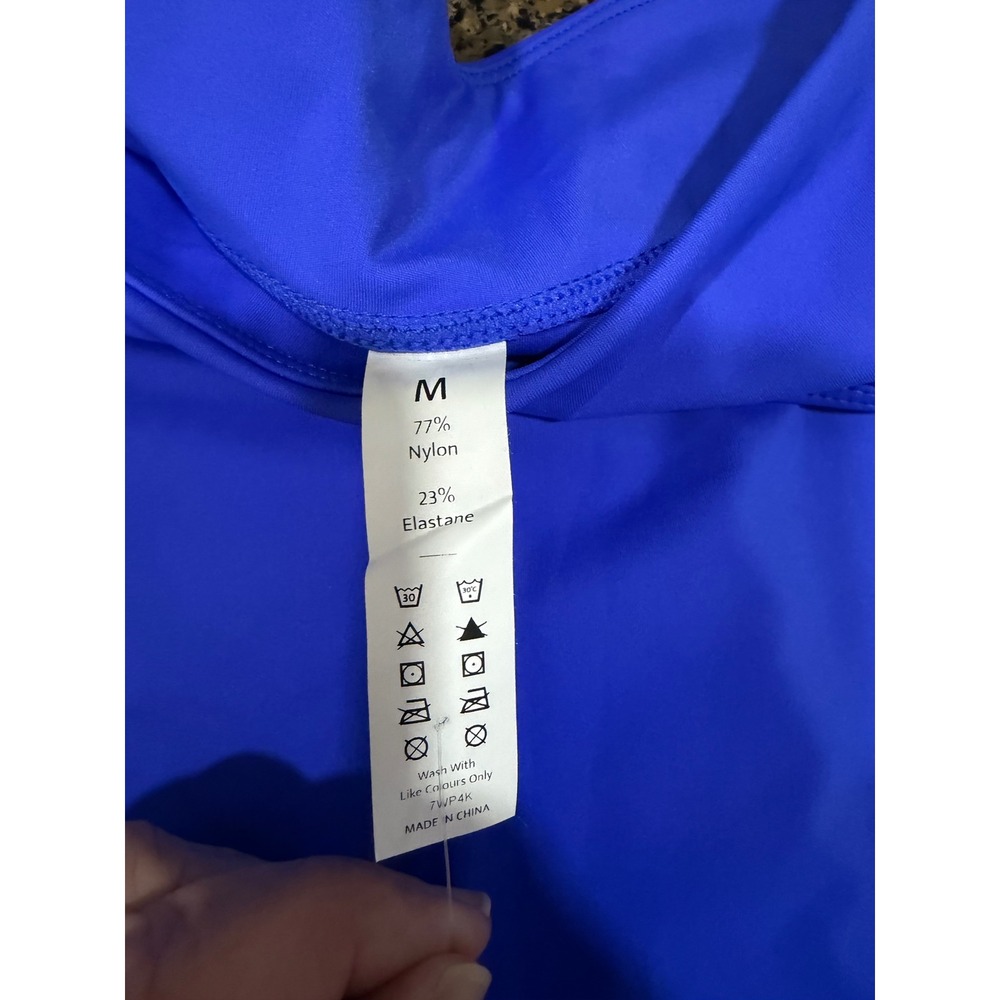 Halara Womens Royal Blue High Waisted Athletic Biker Shorts with Pockets Size M - Picture 2 of 6